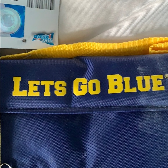 Michigan football lunchbox - Picture 4 of 6